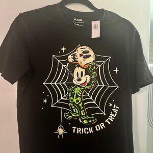 Disney© Mickey Mouse Halloween T-Shirt  - Youth size XXL Completely Sold out
